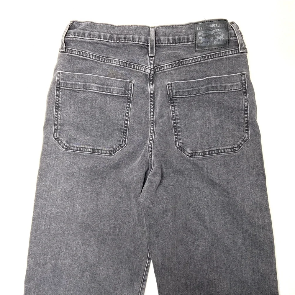LEVI’S Mile High Cropped Wide Leg Jean